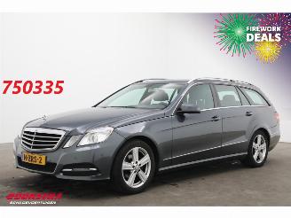 Vaurioauto  passenger cars Mercedes E-klasse Estate 200 CGI 7G-Tronic BlueEff. Leder Navi Clima Cruise SHZ PDC AHK 2013/1