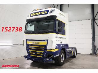 krockskadad bil vrachtwagen DAF XF 460 FT ACC Standairco Alcoa 2017/6