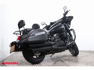 Suzuki  C 1500 BT Intruder ABS Apple/Android Radio 32.752 km! picture 3