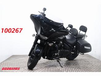 skadebil motor Suzuki  C 1500 BT Intruder ABS Apple/Android Radio 32.752 km! 2014/6