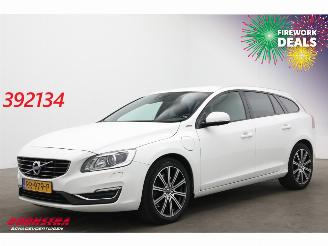 damaged passenger cars Volvo V-60 2.4 D5 Twin Engine Summum Memory Leder Cruise SHZ AHK 2018/1