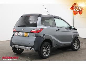 Aixam  Coupé Premium Leder LMV Radio BJ2017 picture 3