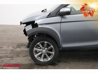 Aixam  Coupé Premium Leder LMV Radio BJ2017 picture 13