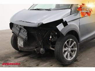Aixam  Coupé Premium Leder LMV Radio BJ2017 picture 12