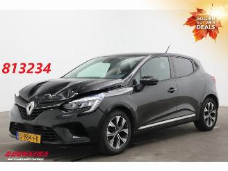 skadebil auto Renault Clio 1.0 TCe 90 Evolution LED Navi Airco Cruise 2023/1