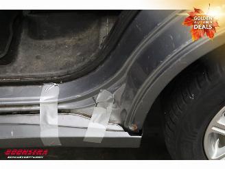 Mitsubishi Outlander 2.0 PHEV Instyle Schuifdak Leder Navi Clima Cruise Camera SHZ AHK picture 8