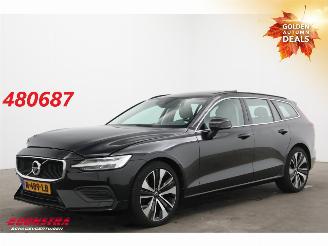 krockskadad bil auto Volvo V-60 2.0 B3 Momentum Pano LED ACC H/K Leder LRHZ Camera 2021/11
