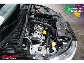 Renault Mégane Estate 1.3 TCe 140 Equilibre LED Navi Clima Cruise PDC 6.773 km! picture 7