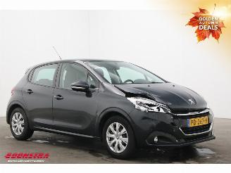 Peugeot 208 1.2 PureTech 5-DRS Access Navi Airco Cruise PDC 104.492 km! picture 2