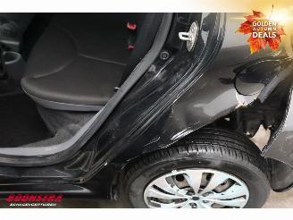 Toyota Aygo 1.0-12V Cool 5-DRS Airco 140.068 km! picture 12
