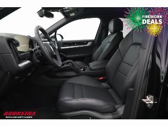 Porsche Cayenne 3.0 E-Hybrid Pano Bose ACC Memory 360° Sport Chrono 3.038 km! picture 16
