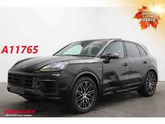 skadebil auto Porsche Cayenne 3.0 E-Hybrid Pano Bose ACC Memory 360° Sport Chrono 3.038 km! 2025