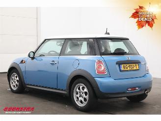Mini One 1.6 D Navi Clima Cruise PDC picture 4