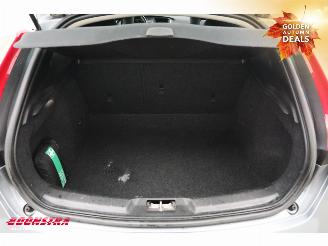 Volvo V-40 2.0 D2 Momentum Navi Clima Cruise PDC AHK picture 24