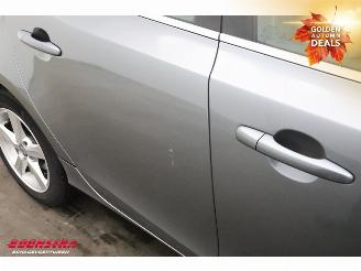 Volvo V-40 2.0 D2 Momentum Navi Clima Cruise PDC AHK picture 11