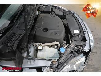 Volvo V-40 2.0 D2 Momentum Navi Clima Cruise PDC AHK picture 8