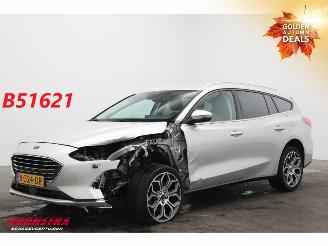 krockskadad bil auto Ford Focus 1.0 EcoBoost Titanium LED B&O ACC SHZ LRHZ Camera 2019/3