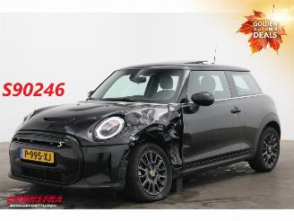 krockskadad bil auto Mini Mini Cooper SE 33 kWh Schuifdak LED Leder Cruise Camera SHZ 2022/6