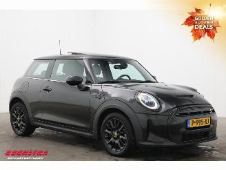 Mini Mini Cooper SE 33 kWh Schuifdak LED Leder Cruise Camera SHZ picture 2