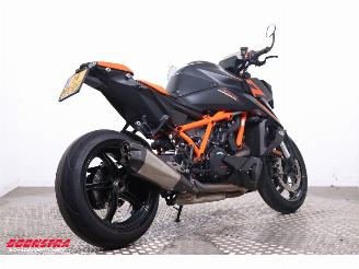 KTM  1390 SuperDuke R Akrapovic LED Cruise picture 3