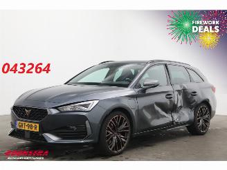 krockskadad bil auto Cupra Leon 1.4 e-Hybrid Performance Pano Navi Camera SHZ LHZ ACC 2023/12