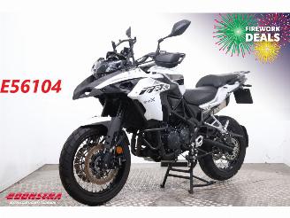 dañado motos Benelli  TRK 502 X 35 KW ABS 2.500 km! 2025/4