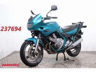 krockskadad bil motor Yamaha XJ 600 S Diversion 1997/4
