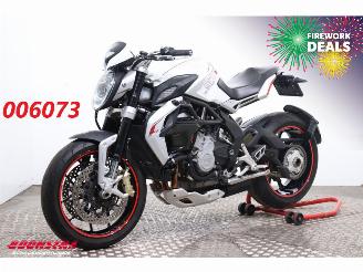 ocasión motos MV Agusta Brutale Dragster 800 ABS Lap Timer Quickshift 19.101 km! 2015/3