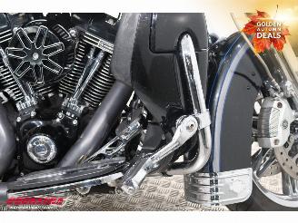 Harley-Davidson  110 FLHTCUSE CVO Ultra Classic 110 FLHTCUSE8 CVO Ultra Classi 110 Years Ed. Radio Cruise LED ABS picture 11