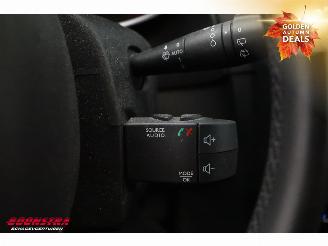 Renault Clio 0.9 TCe Limited Navi Clima Cruise LMV picture 15