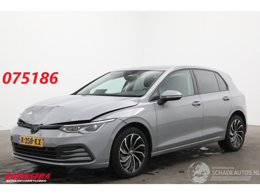 Volkswagen Golf 1.0 TSI Life LED ACC Memory Virtual H/K.