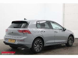 Volkswagen Golf 1.0 TSI Life LED ACC Memory Virtual H/K. picture 3