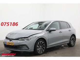 skadebil auto Volkswagen Golf 1.0 TSI Life LED ACC Memory Virtual H/K. 2021/1