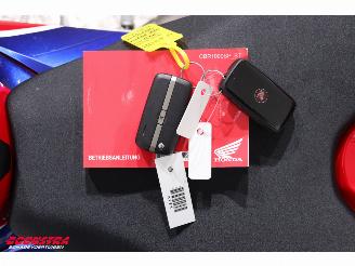 Honda CBR 1000 RR-R Fireblade Akrapovic ABS LED picture 26