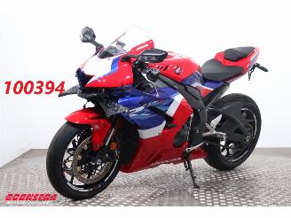 krockskadad bil motor Honda CBR 1000 RR-R Fireblade Akrapovic ABS LED 2024/3