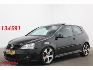 krockskadad bil auto Volkswagen Golf 2.0 TFSI GTI DSG Schuifdak Xenon Clima Cruise SHZ PDC 2006/4