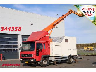 Käytettyjen trucks Volvo FL 220 Hubarbeitsbuhne Custers T200 18T 2003/5