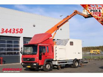 voitures camions /poids lourds Volvo FL 220 Hubarbeitsbuhne Custers T200 18T 2003/5
