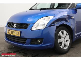 Suzuki Swift 1.3 Bandit 5-DRS Clima LMV Keyless picture 9