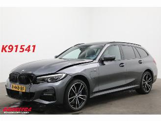 Vaurioauto  passenger cars BMW 3-serie Touring 330e M-Sport Pano LED ACC H/K HUD Memory Camera 55.315 km! 2021/2