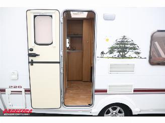 Swift  Charisma 220 BY 2006 Oven picture 22