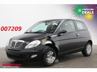 Vaurioauto  passenger cars Lancia Ypsilon 1.2 Airco 52.440 km! 2003/10