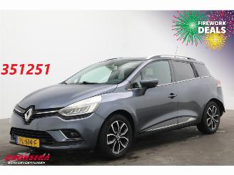Schadeauto Renault Clio Grandtour Estate 0.9 TCe Intens LED Navi Clima Cruise PDC AHK 109.478 km! 2016/10