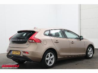 Volvo V-40 1.6 D2 Kinetic Navi Clima Cruise AHK picture 3