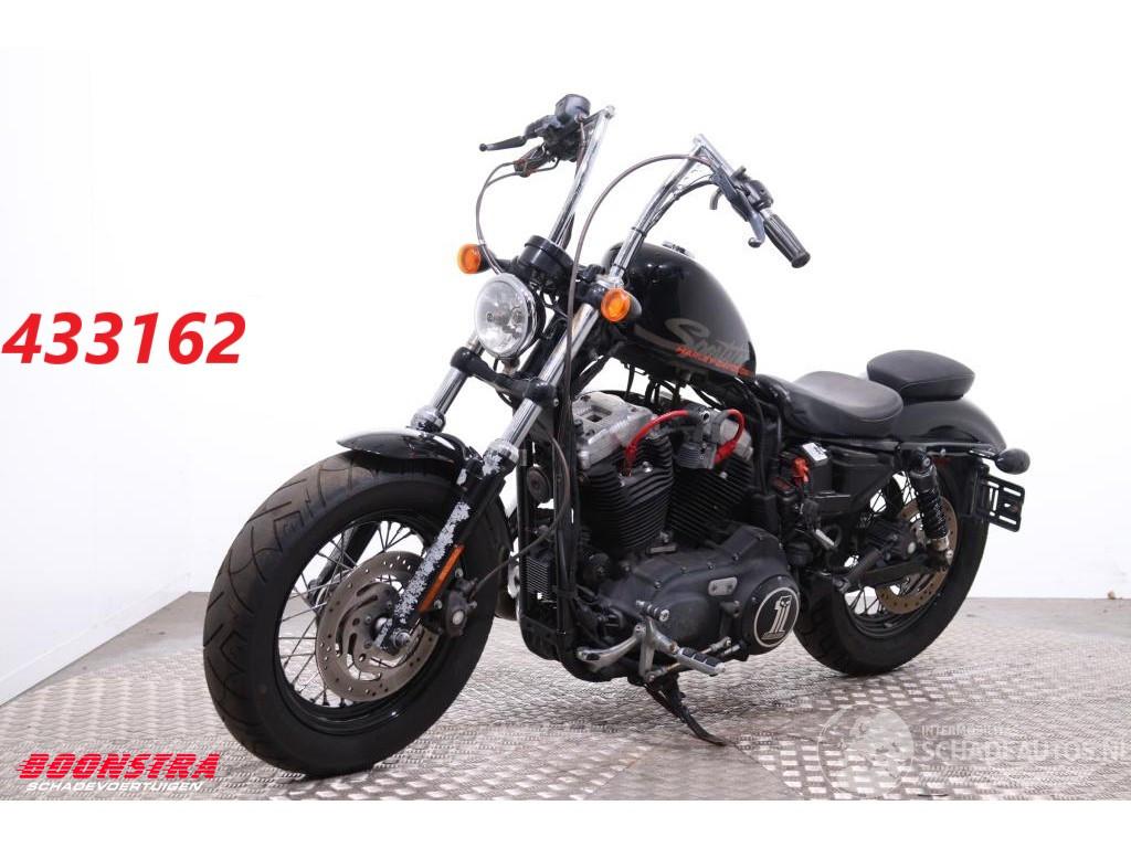 Harley-Davidson  XL1200X Sportster Vance Hines