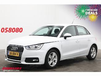 Voiture accidenté Audi A1 Sportback 1.0 TFSI Navi Airco Cruise PDC 104.691 km! 2018/8