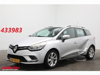 Damaged car Renault Clio Grandtour Estate 0.9 TCe Zen Navi Airco Cruise 91.873 km! 2017/4