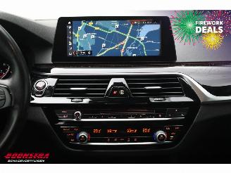 BMW 5-serie Touring 520i Aut. Sport-Line LED Navi Clima Cruise PDC AHK picture 14