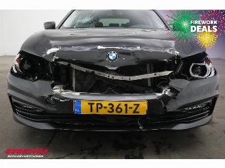 BMW 5-serie Touring 520i Aut. Sport-Line LED Navi Clima Cruise PDC AHK picture 6