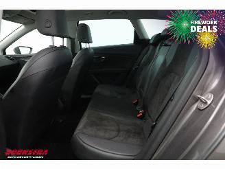 Seat Leon ST 1.6 TDI Style LED Pano Navi Clima Cruise PDC AHK picture 17